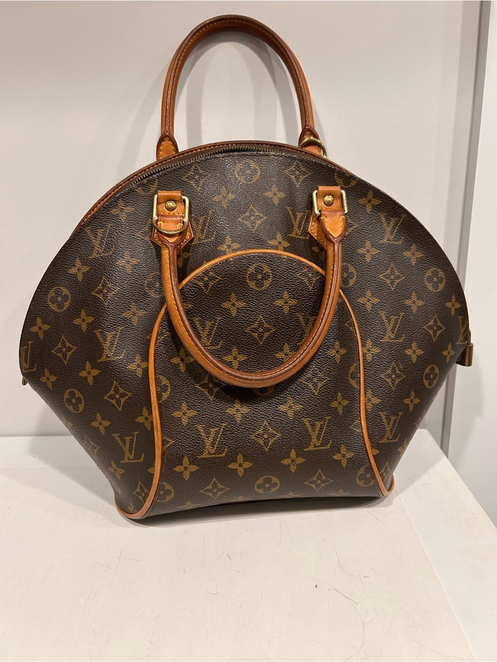 Louis Vuitton Monogram Brown Ellipse Satchel with Vachetta Trim - Picture 3 of 12